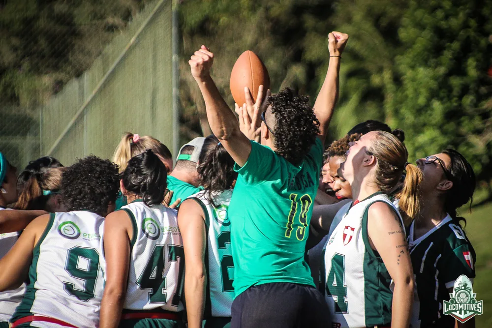 Time feminino do Locomotives representa o Brasil no Austral Bowl, no Chile