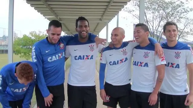 Jogadores do Timão parabenizam o clube pelos 104 anos; assista ao vídeo