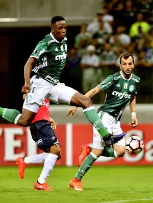 Palmeiras vence aos 50 e, para Caio Ribeiro, time fica mais perto da torcida