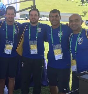 De férias, auxiliar de Tite participa de curso da CBF: 