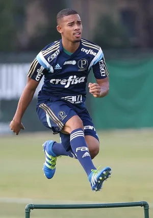 Mais goleador, Gabriel Jesus vive consolidação no Palmeiras