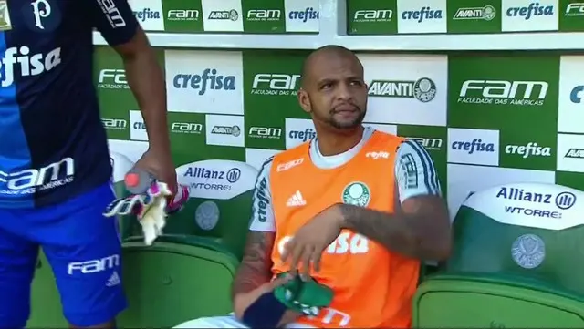 Prass garante que Felipe Melo aceitou bem a reserva no Palmeiras