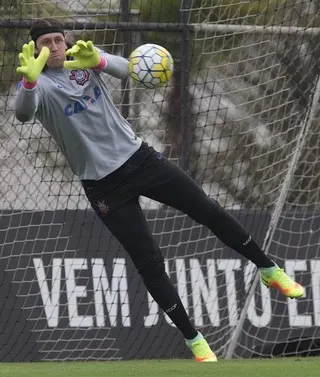 Cristóvão banca Cássio como goleiro do Corinthians: 