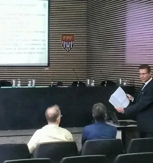 Sem grandes, só Bragantino assiste a aula em SP sobre novas regras da Fifa