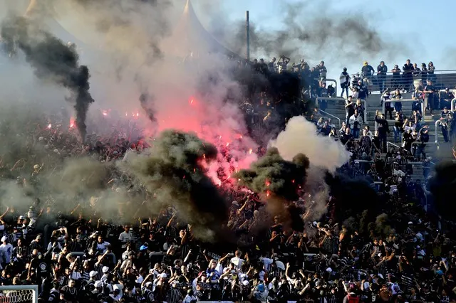 Uso de sinalizadores faz Corinthians ser punido com interdição de setor de arena