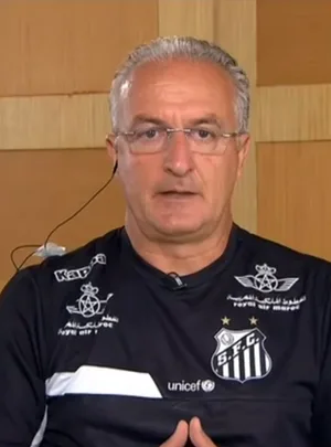 Dorival não vê Santos em vantagem no Paulista por estar fora da Libertadores