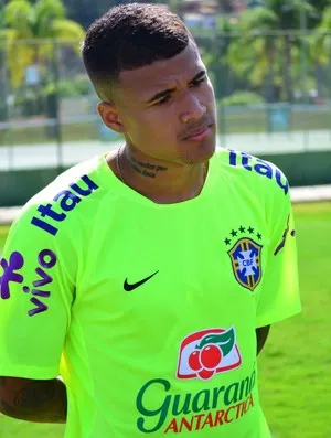 Por apendicite, Kenedy está fora do Mundial sub-20; Malcom é chamado