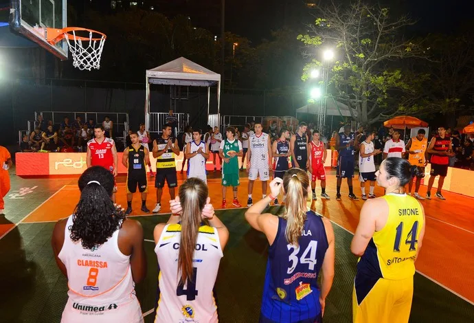 Chuva interrompe Desafio das Ligas de Basquete 3 x 3 no Rio de Janeiro