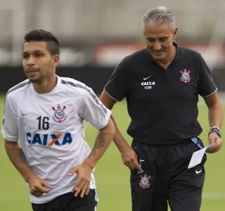 Tite escala titulares contra o Penapolense, mas tem dúvida no meio