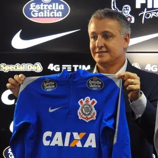 Corinthians anuncia contrato de parceria com cervejaria espanhola