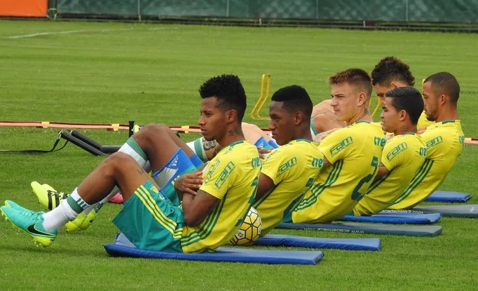 Quinta do Palmeiras foi de treino físico, ausência e tempestade