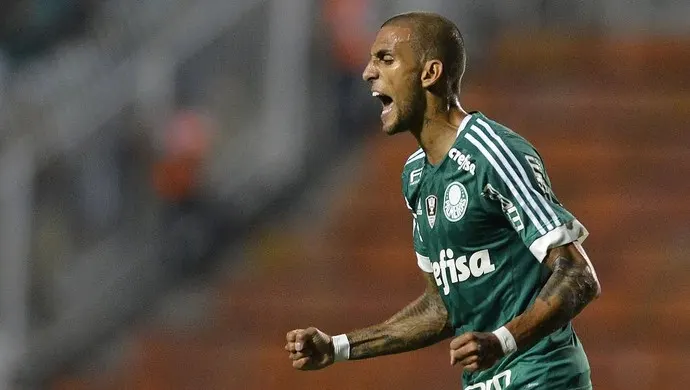 Rafael Marques comemora alívio para Cuca no Palmeiras: 