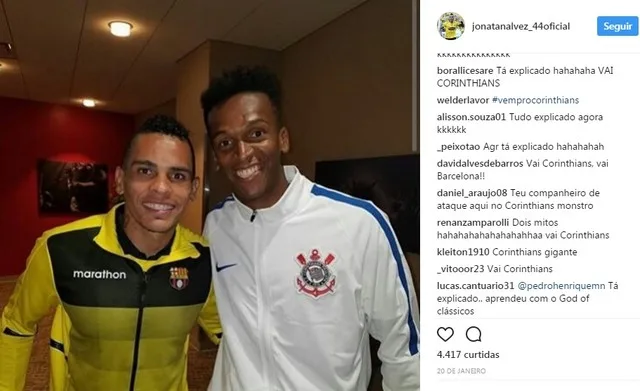 Foto de carrasco de rival ao lado de Jô, o Rei dos Clássicos, viraliza entre corintianos