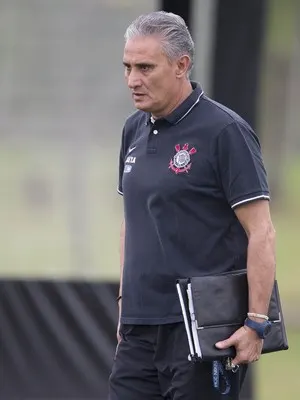 Corinthians usa números para motivar defesa e tentar marca histórica