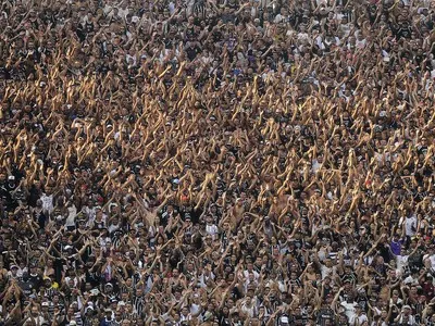 Com fé no hexa, Corinthians faz 105 anos e se apega aos números