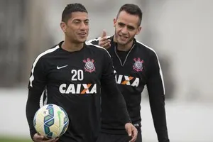 Tite treina com Renato Augusto e relaciona Corinthians para o Dérbi