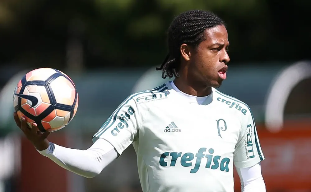 Palmeiras encerra preparação para enfrentar o Coxa com dúvidas no time