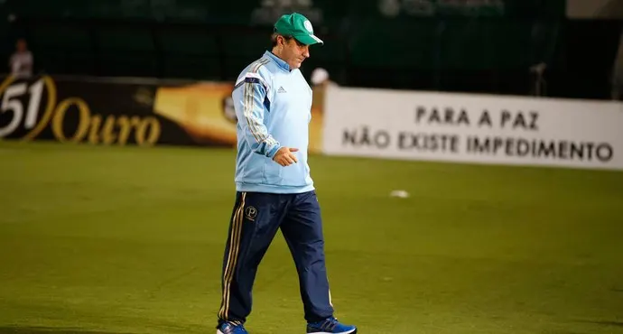 Paulo Nobre lamenta derrota e garante Kleina no comando alviverde