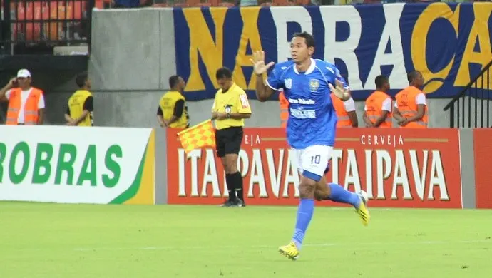 Com dois gols na Arena, Chapinha se diz motivado para encarar o Timão.