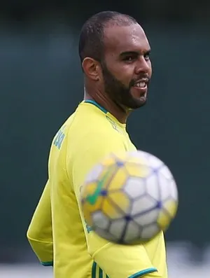  Wada absolve Alecsandro, e atacante está livre para jogar pelo Palmeiras