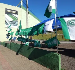 Chape coloca ingressos à venda para jogo com Timão; Geral sai por R$ 100