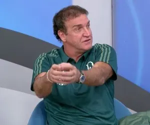 Apesar de desejo, Cuca ainda não se vê preparado para treinar uma seleção