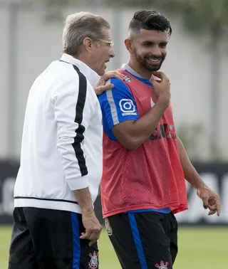 Após ano irregular, Guilherme ganha chance de ser decisivo no Corinthians