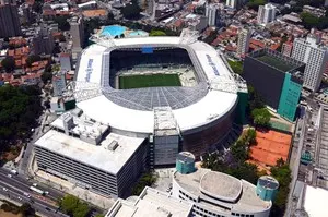 Metrô estende horário de estação para abertura do estádio do Palmeiras