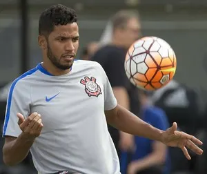 Yago será julgado nesta segunda; Timão confia na liberação do zagueiro