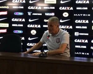 Tite minimiza arbitragem e diz: “Quero ser correto, mas sem ser bobo”