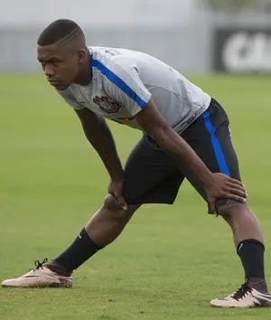 Sem Malcom, Corinthians fecha lista de 22 inscritos para o Paulistão