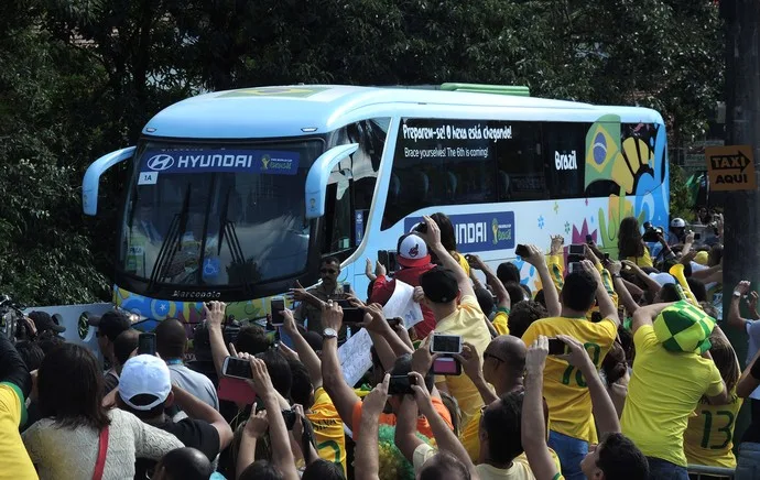 [Copa 2014] Seleção chega à Granja Comary e inicia preparação para pegar Colômbia