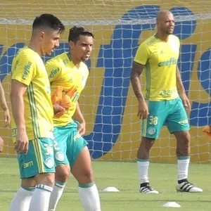 Com Willian e Fabiano, Palmeiras tem novidades em treino desta sexta