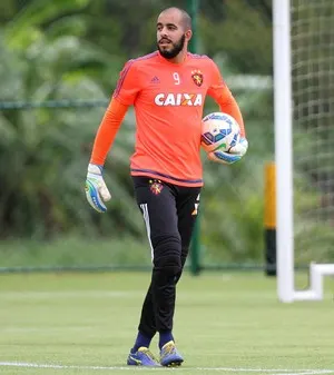 Agora no Sport, Danilo Fernandes vive expectativa de reencontrar o Timão