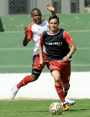 Amigos e agora rivais: Alan Mineiro e Mike se reencontram de olho na final