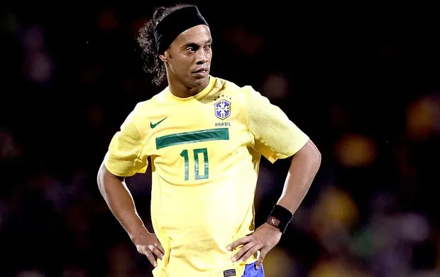 [OFF] Você gostaria de ter Ronaldinho Gaúcho no seu time?