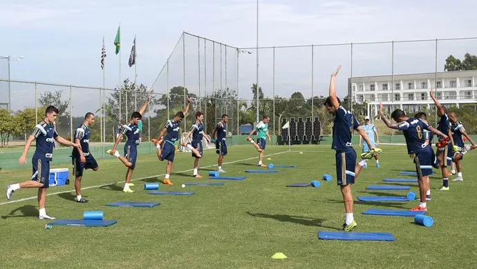 Palmeiras abre fim de semana de trabalho em Itu com treinos físicos