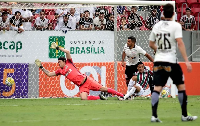 Corinthians sente falta de Tite, mas mostra opções para o futuro; análise