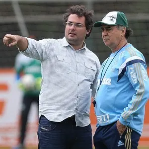 Rápido nos bastidores, Palmeiras dá tranquilidade à comissão técnica