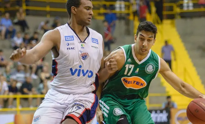 Basquete: Em clima de playoffs, São José e Palmeiras se enfrentam pelo NBB