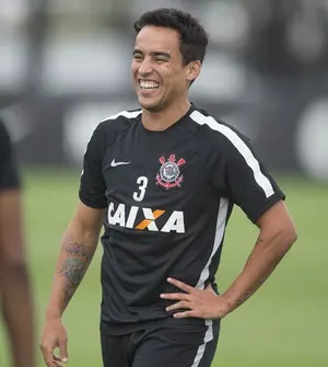 Corinthians dará bônus maior por título a jogadores mais regulares