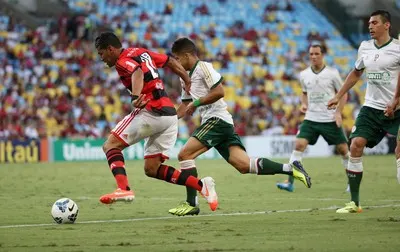 No Pacaembu, Palmeiras pega o Fla, exemplo de recuperação a ser seguido