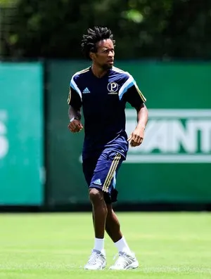 Zé Roberto se empolga com projeto e vê Palmeiras na briga por títulos