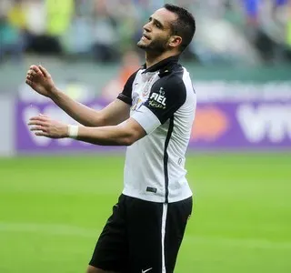 Renato Augusto elogia reação do Corinthians: 