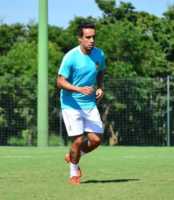 Jadson afirma que não foi procurado pelo Corinthians para renovar contrato