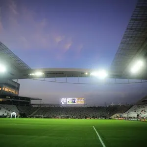 Pensando em clássico, Corinthians inicia maratona e recebe Capivariano