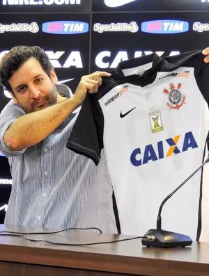 Corinthians encerra patrocínio de omoplata e busca novas parcerias