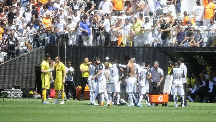 Temperatura elevada às 11h submete jogadores a risco de lesão neurológica