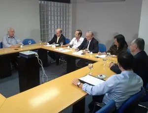 Após reunião, visita definirá volta  das obras na Arena Corinthians.