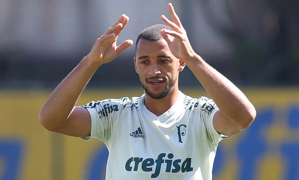  Palmeiras libera Vitor Hugo para a Fiorentina após acerto com o clube italiano